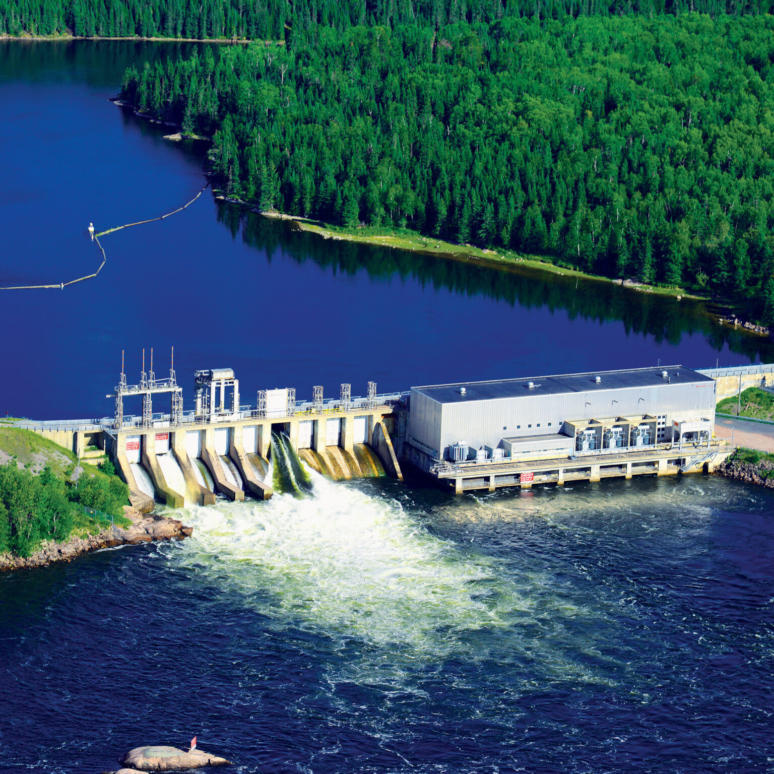dam-with-reservoir dam-with-reservoir